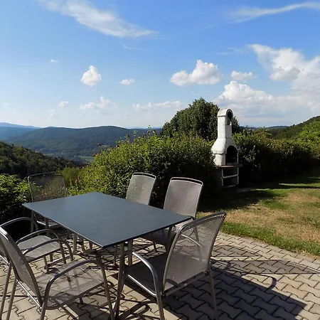 Apartment In Langfurth Mit Kleinem Balkon