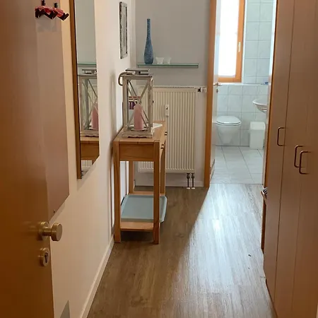 Apartman In Langfurth Mit Kleinem Balkon Schöfweg